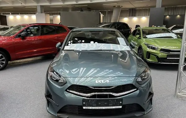 Kia Ceed III (facelift 2021)-3