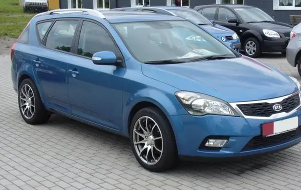 Kia Cee'd SW I (facelift 2009)-1