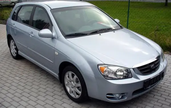 Kia Cerato I Hatchback