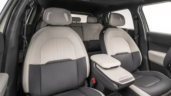 Kia EV3-5