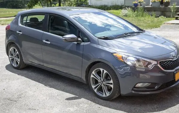 Kia Forte5 II (YD)-0