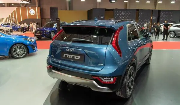 Kia Niro II-13