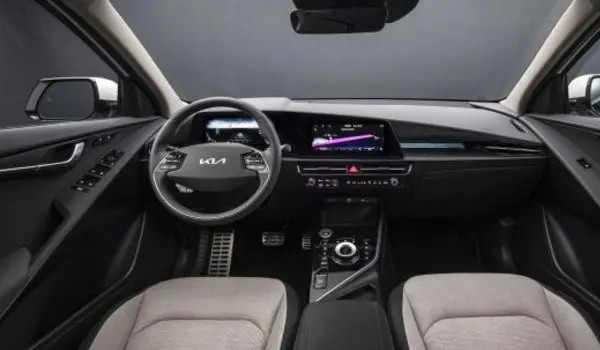 Kia Niro II-4