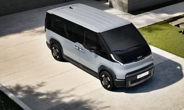 Kia PV5 Passenger-6