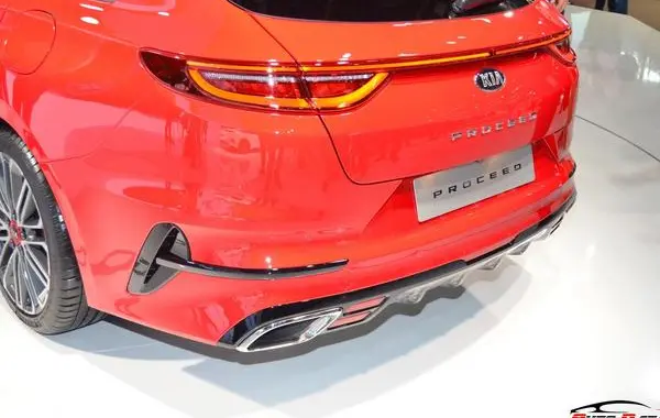 Kia ProCeed III-4