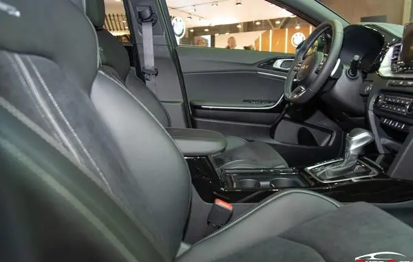 Kia ProCeed III (facelift 2021)-8