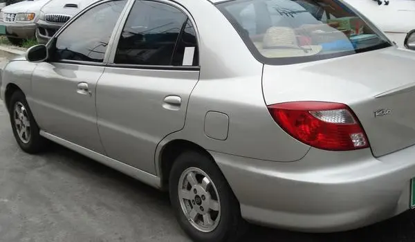 Kia Rio I Sedan (DC)-0