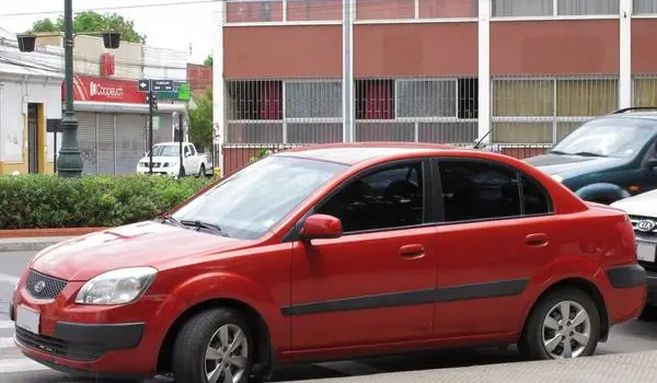 Kia Rio II Sedan (JB)-0