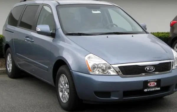 Kia Sedona II LWB-1
