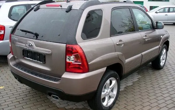 Kia Sportage II (facelift 2008)-0