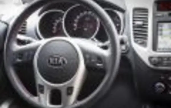 Kia Venga (YN, facelift 2014)-1