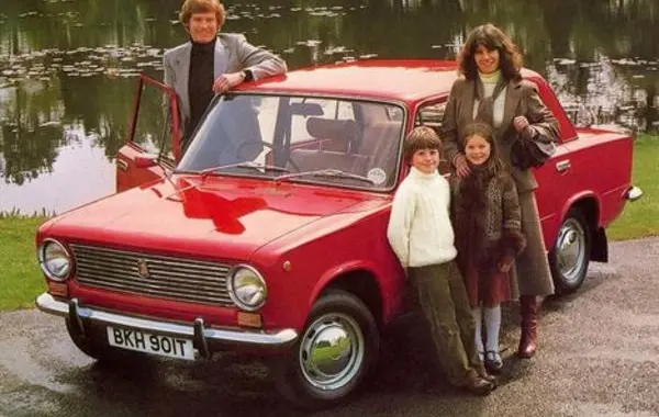 Lada 21012