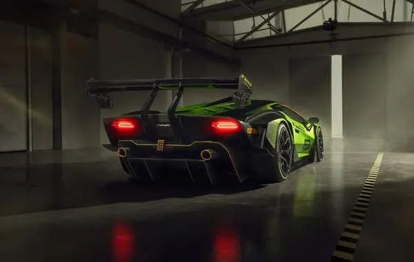 Lamborghini Essenza SCV12-8
