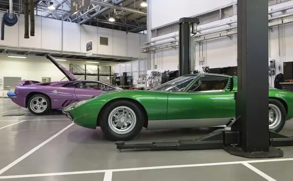 Lamborghini Miura-2
