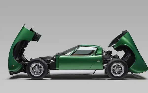 Lamborghini Miura-8