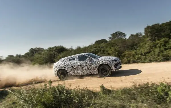 Lamborghini Urus-1