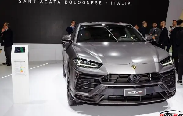 Lamborghini Urus-2