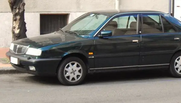 Lancia Dedra (835)-7