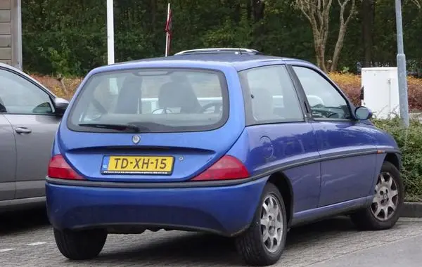 Lancia Y (840)-2