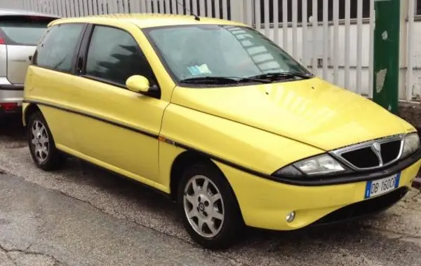 Lancia Y (840)