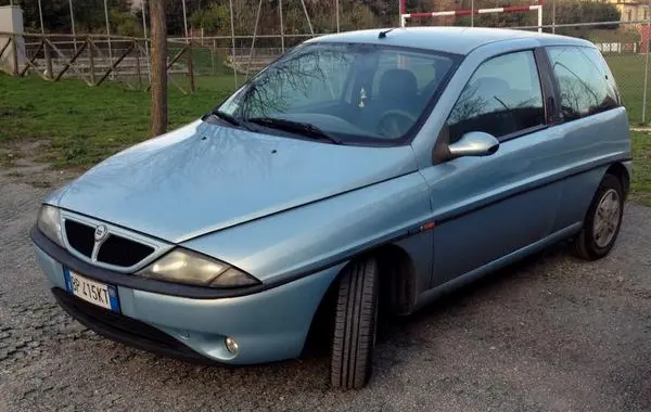 Lancia Y (840)-1