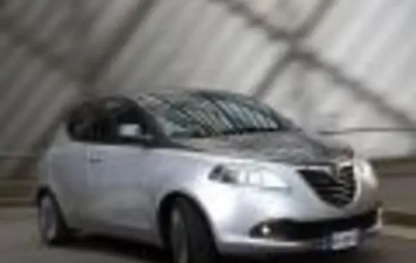 Lancia Ypsilon (846)-8