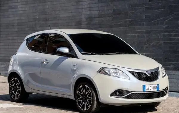 Lancia Ypsilon (846, facelift 2015)