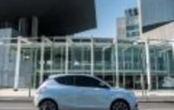 Lancia Ypsilon (846, facelift 2015)-5