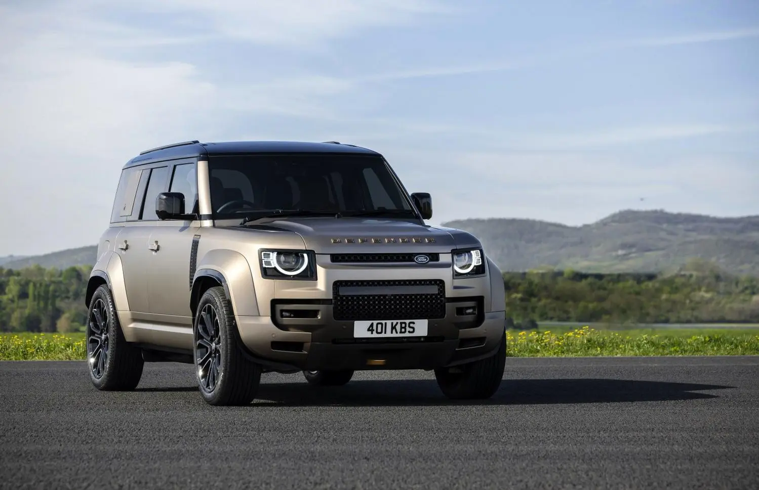 Land Rover Defender 110 (L663)-2