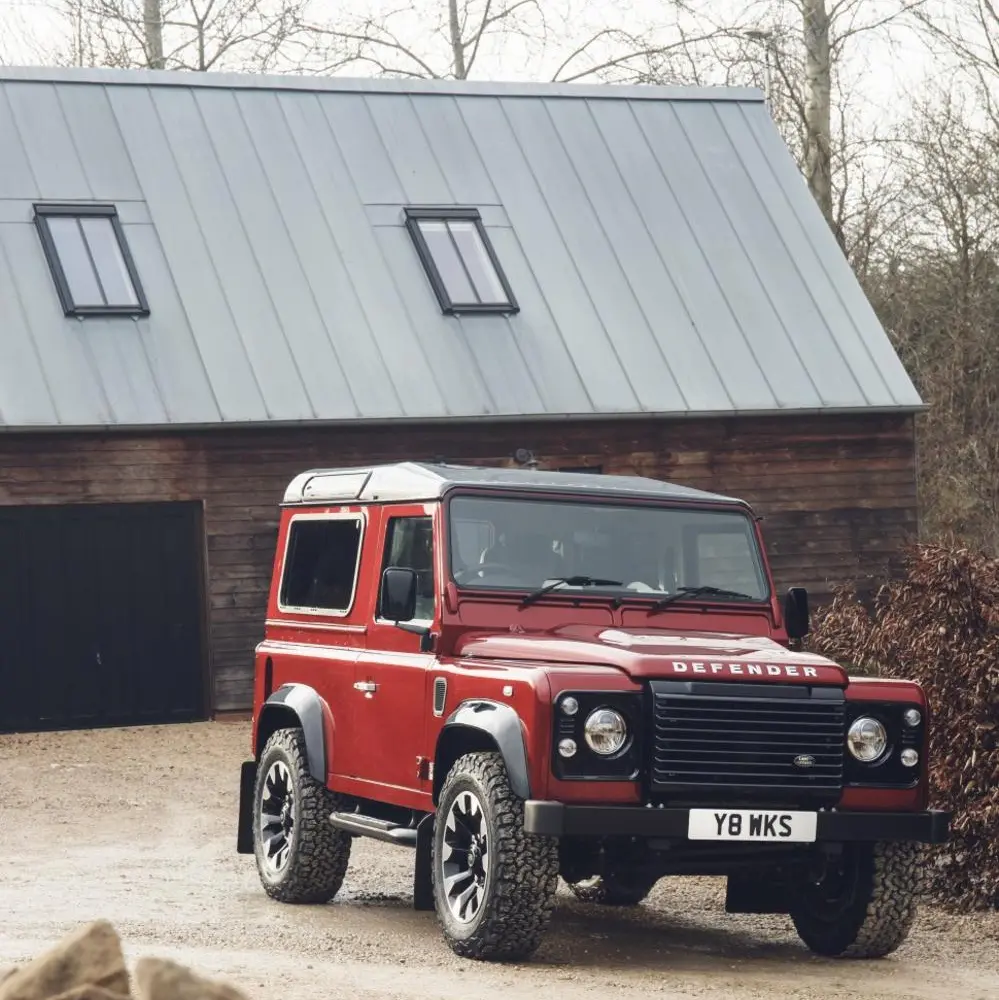 Land Rover Defender 90 Works V8-2