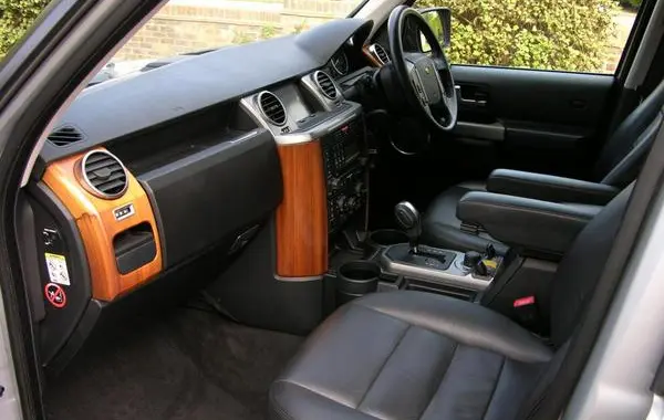 Land Rover Discovery III-8