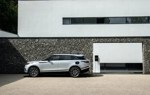 Land Rover Range Rover Velar (facelift 2020)-4