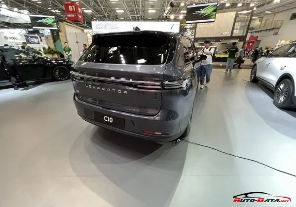 Leapmotor C10-17