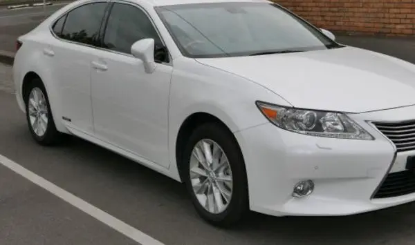Lexus ES VI (XV60)