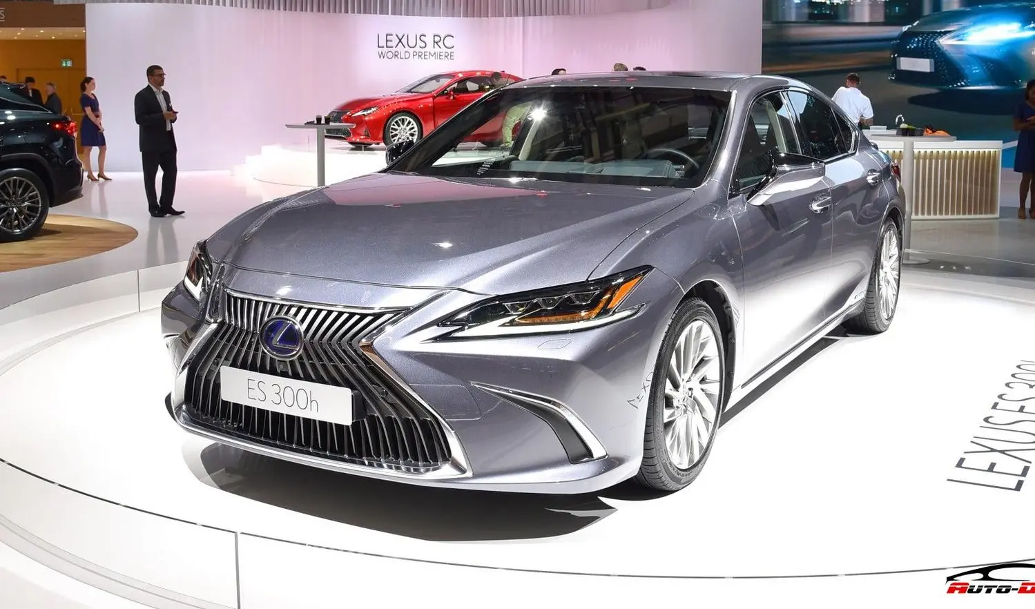 Lexus ES VII (XZ10)-7