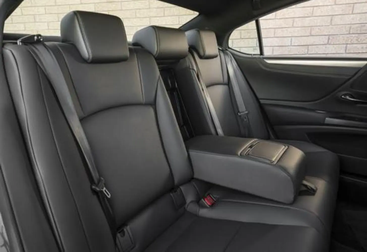 Lexus ES VII (XZ10)-3