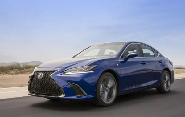 Lexus ES VII (XZ10)