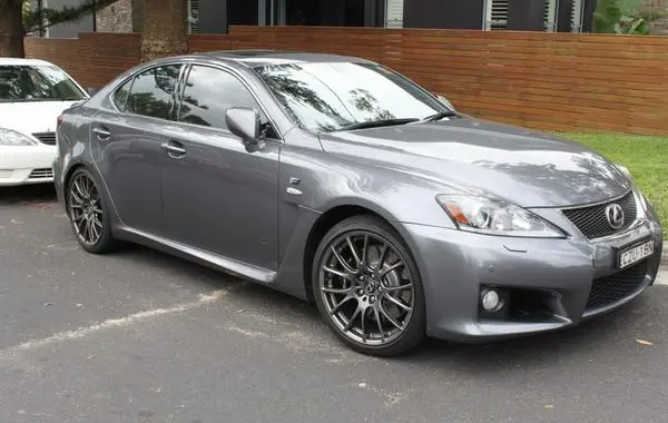 Lexus IS-F-7