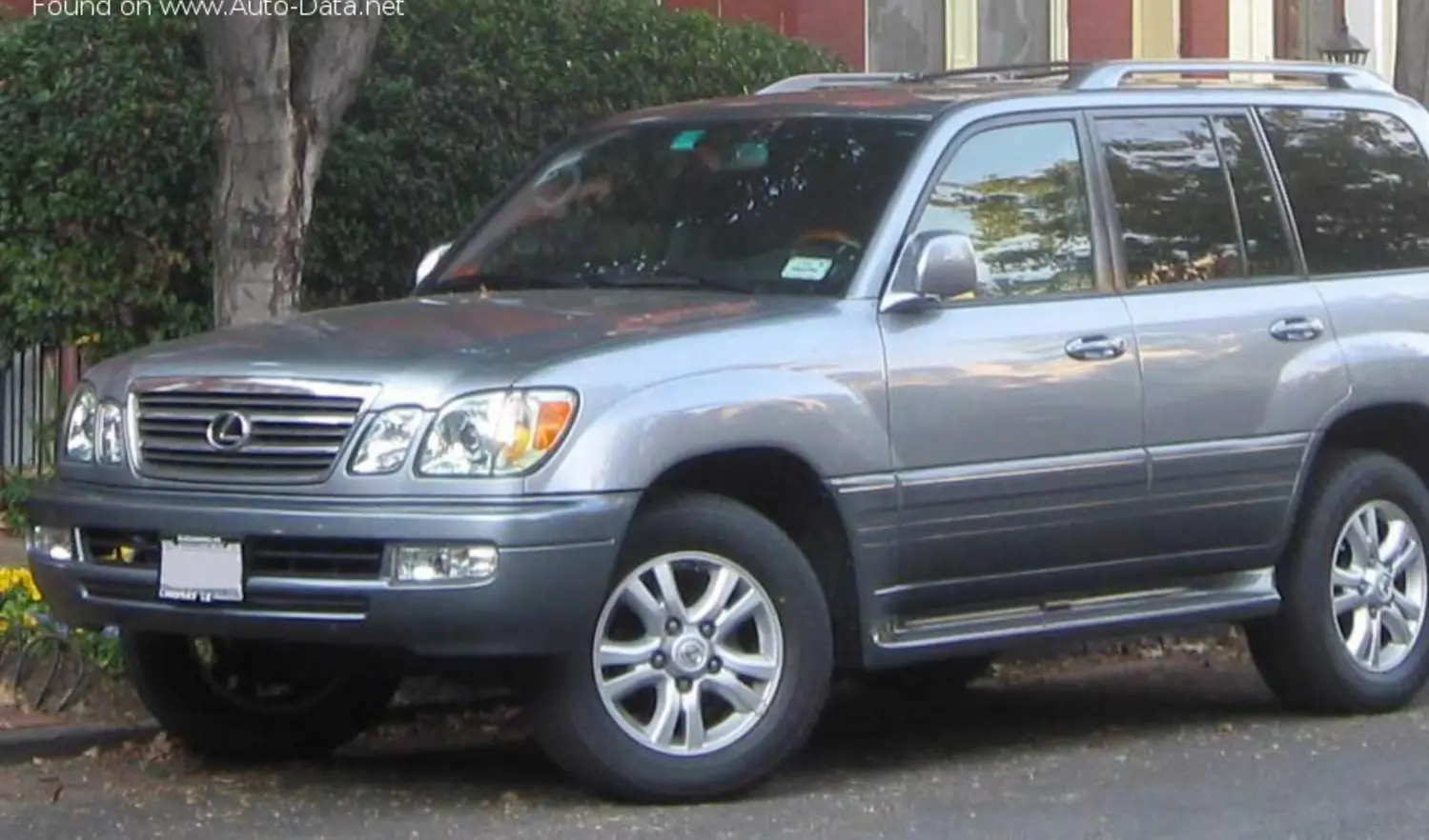 Lexus LX II (facelift 2002)-0