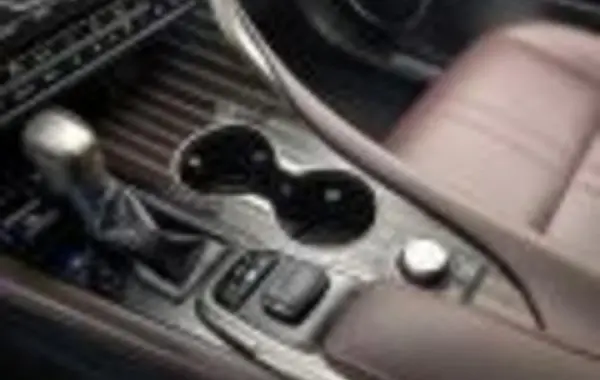 Lexus RX IV-4