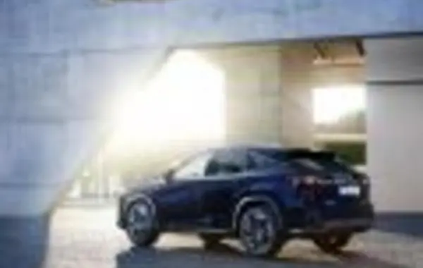Lexus RX IV-0