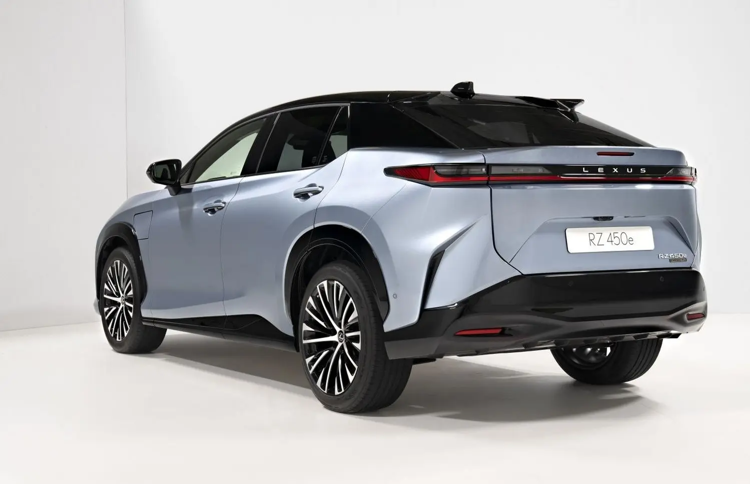 Lexus RZ-2