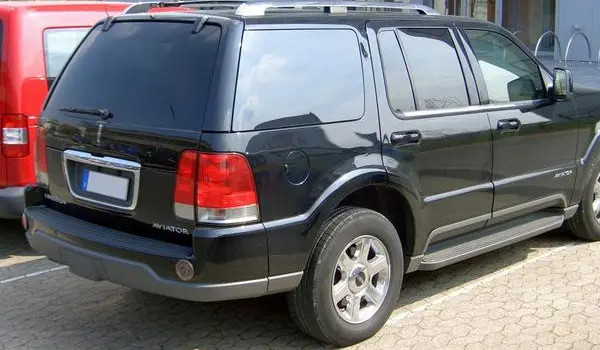 Lincoln Aviator I-3