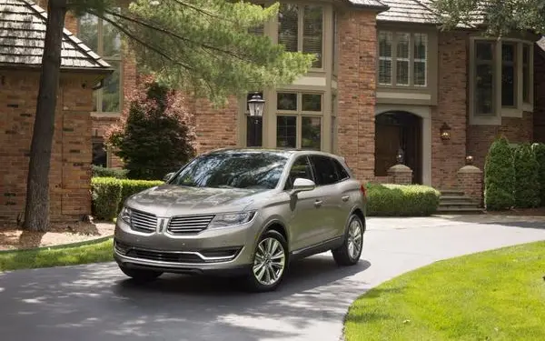 Lincoln MKX II-0