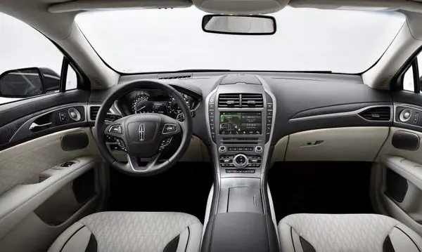 Lincoln MKZ II (facelift 2017)-8