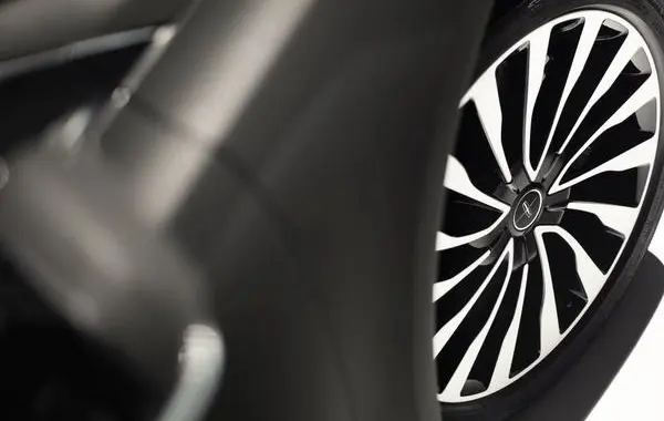 Lincoln MKZ II (facelift 2017)-6