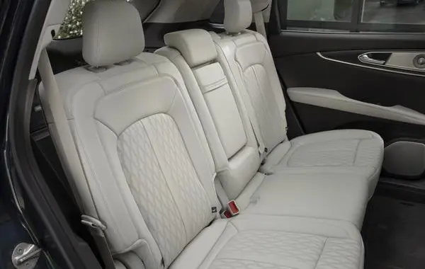 Lincoln Nautilus I (facelift 2020)-4
