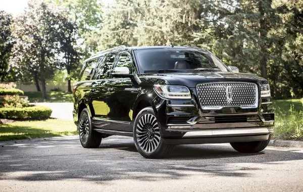 Lincoln Navigator IV L-2