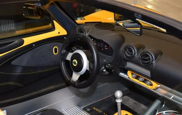 Lotus Elise (Series 3, facelift 2017)-4