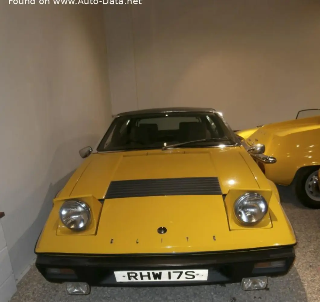 Lotus Elite (Type 75)-2
